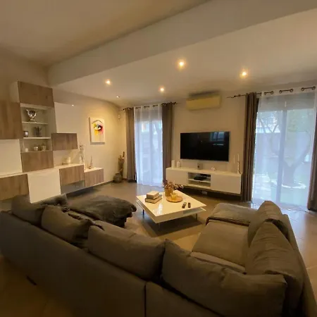 L'echappee Belle 3 Etoiles - Piscine, Jardin Et Pool-house - Proche Cite *