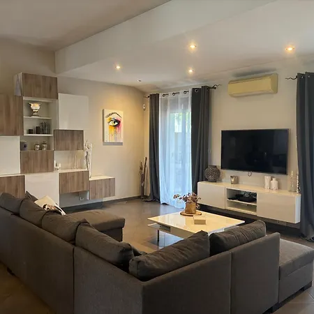 Villa L'echappee Belle 3 Etoiles - Piscine, Jardin Et Pool-house - Proche Cite *