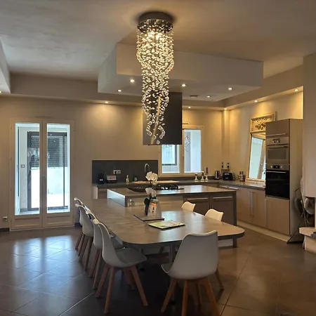 L'echappee Belle 3 Etoiles - Piscine, Jardin Et Pool-house - Proche Cite Villa *