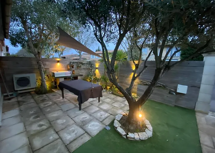 Villa L'echappee Belle 3 Etoiles - Piscine, Jardin Et Pool-house - Proche Cite