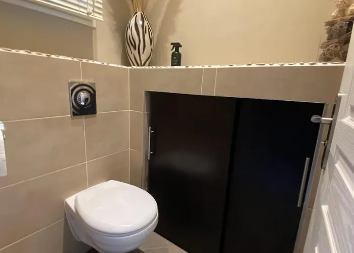 Villa L'echappee Belle 3 Etoiles - Piscine, Jardin Et Pool-house - Proche Cite