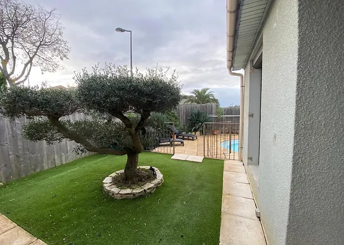 Вілла L'echappee Belle 3 Etoiles - Piscine, Jardin Et Pool-house - Proche Cite