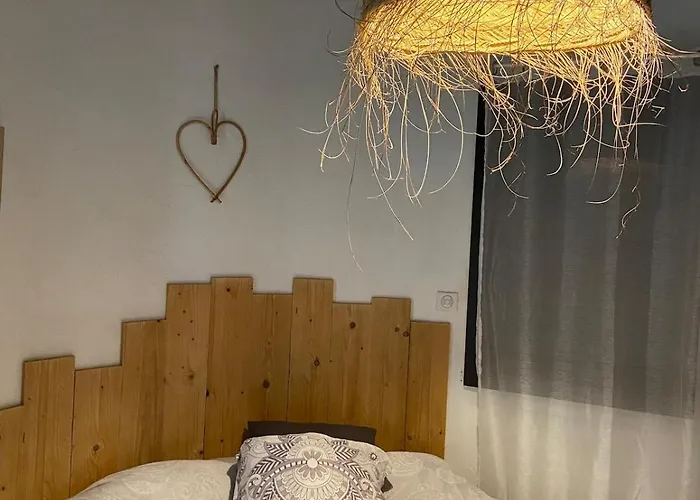 Villa L'echappee Belle 3 Etoiles - Piscine, Jardin Et Pool-house - Proche Cite